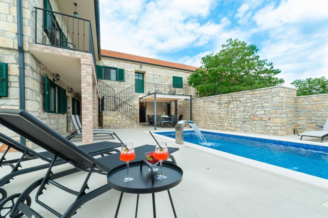 Stone Villa Didovi Snovi With Heated Pool Lisane Ostrovicke Екстер'єр фото